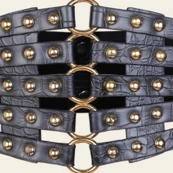 Last one! Black Cage faux leather wide Belt gold hardware - Picture 2 of 8